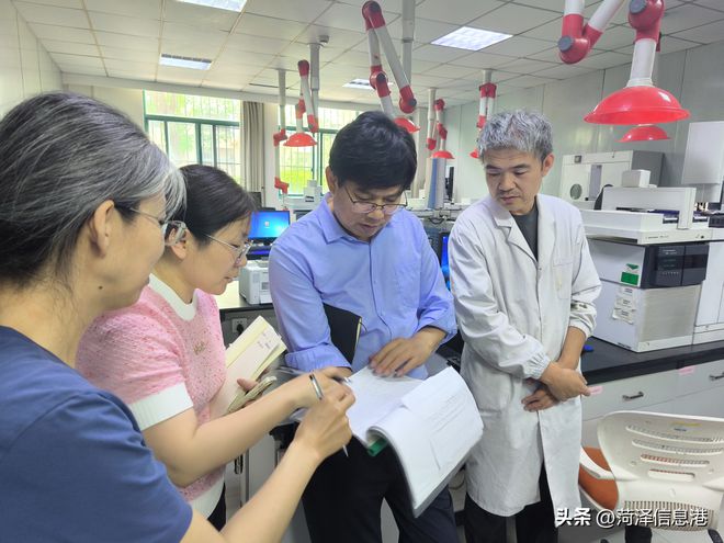 市食品药品检验检测研究院顺利通过双认证现场评审(图2)