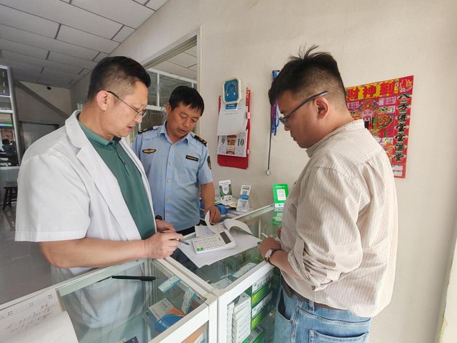 鄂托克旗市场监督管理局强化风险意识坚持防患未然毫不松懈做好医疗机构药品安全监管工作(图7)