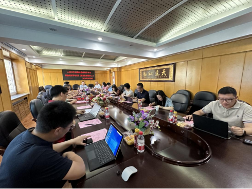 B体育：全国高等学校临床药学专业第三轮规划教材《临床药学导论》（第3版）第二次审定稿会议召开(图2)