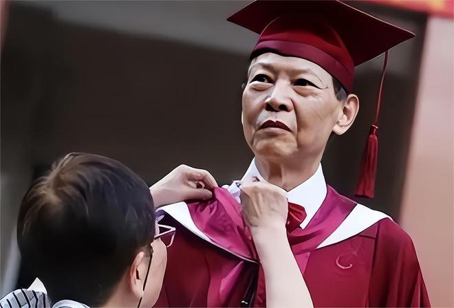 B·sport（中国体育）：绝症老人成博士65岁自学中医治好妻子心脏病75岁治好自身肝癌(图3)