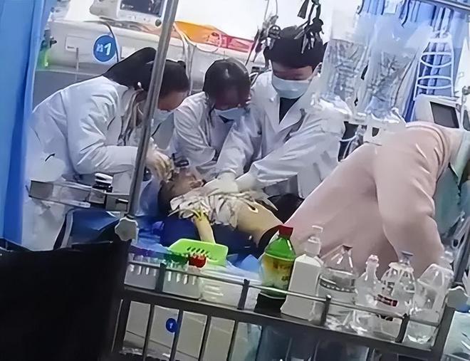 22年湖北17岁少女洗胃后脑死亡捐器官前医生一个举动将其救活(图16)
