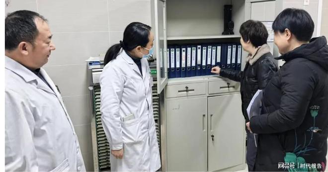 河南省康复医学专业质控中心专家组来信阳市中心医院开展专业质控现场调查指导工作(图1)