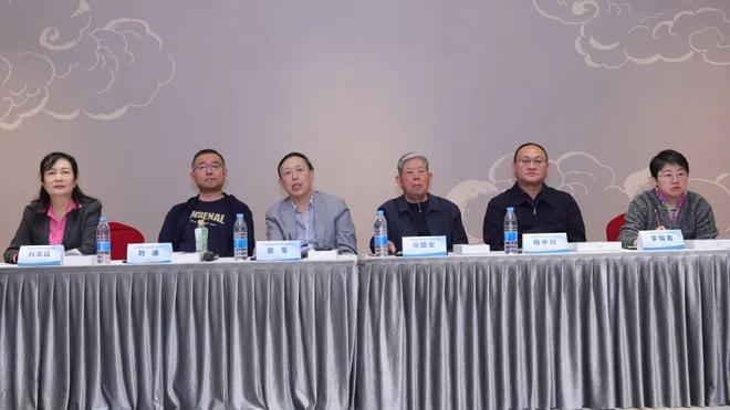 B·sport（中国体育）：北京药师协会-京健会在京联办药学科研能力提升研讨会暨《中国药学药品知识仓库》约稿、审稿专家座谈会(图10)